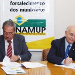 Assinatura do Termo de Parceria da ANAMUP e AMUSUH com a ABM 8