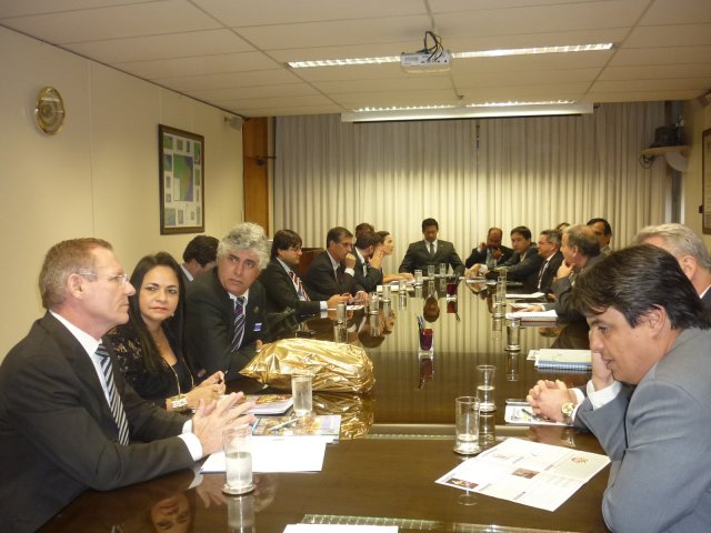 Audiência com Ministro Lobão e Ideli Salvati