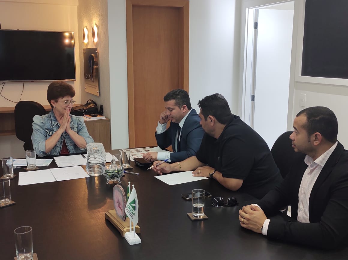 Visitas de Prefeitos à AMUSUH 1