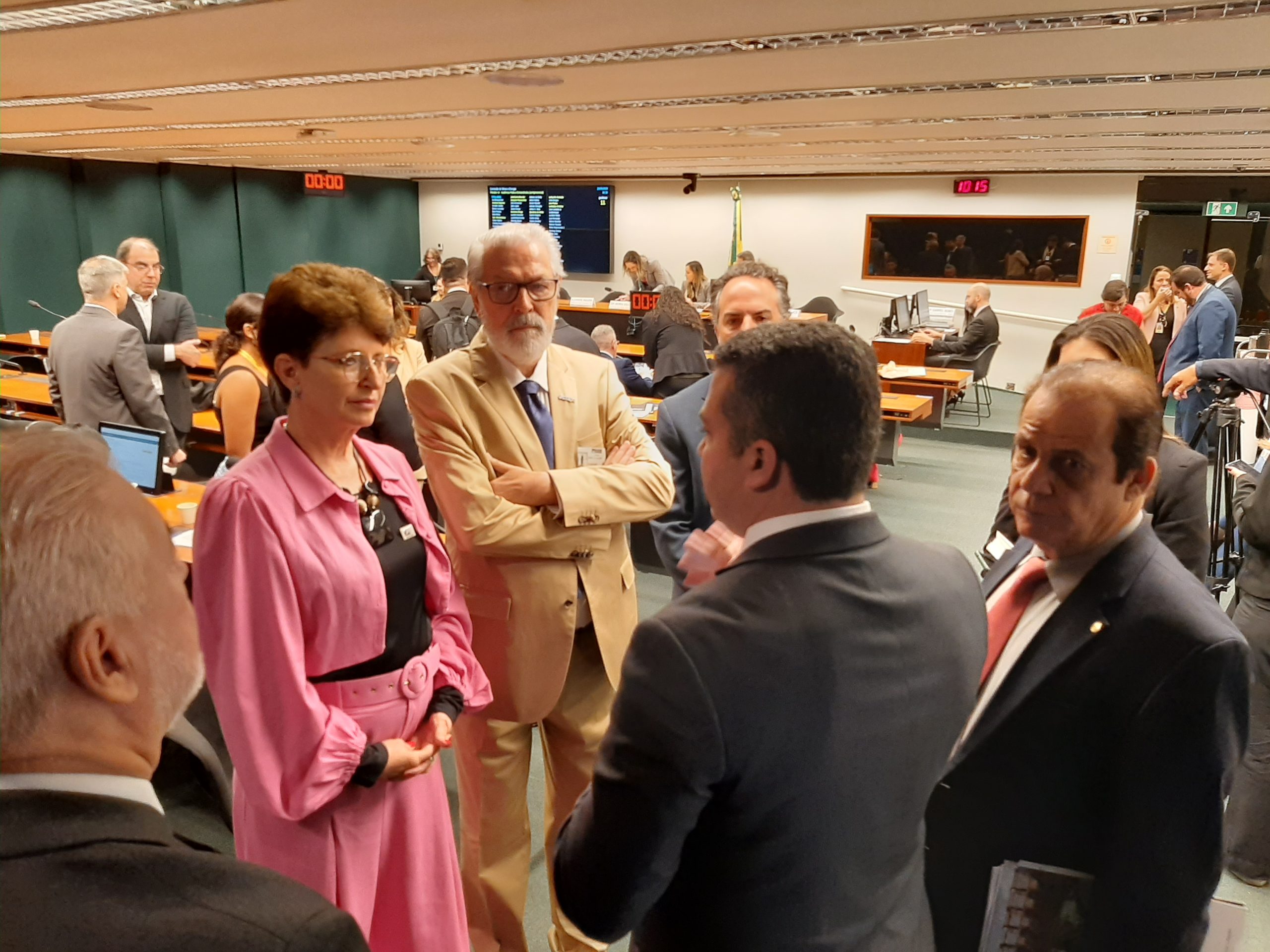 AMUSUH participa de audiência pública na Câmara dos Deputados 1