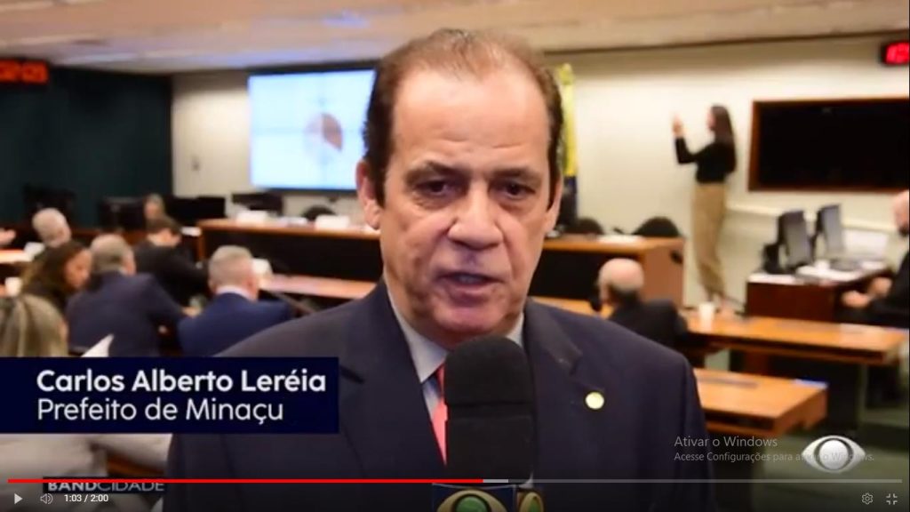 Vice-Presidente da AMUSUH concede entrevista durante audiência pública na Câmara dos Deputados 13