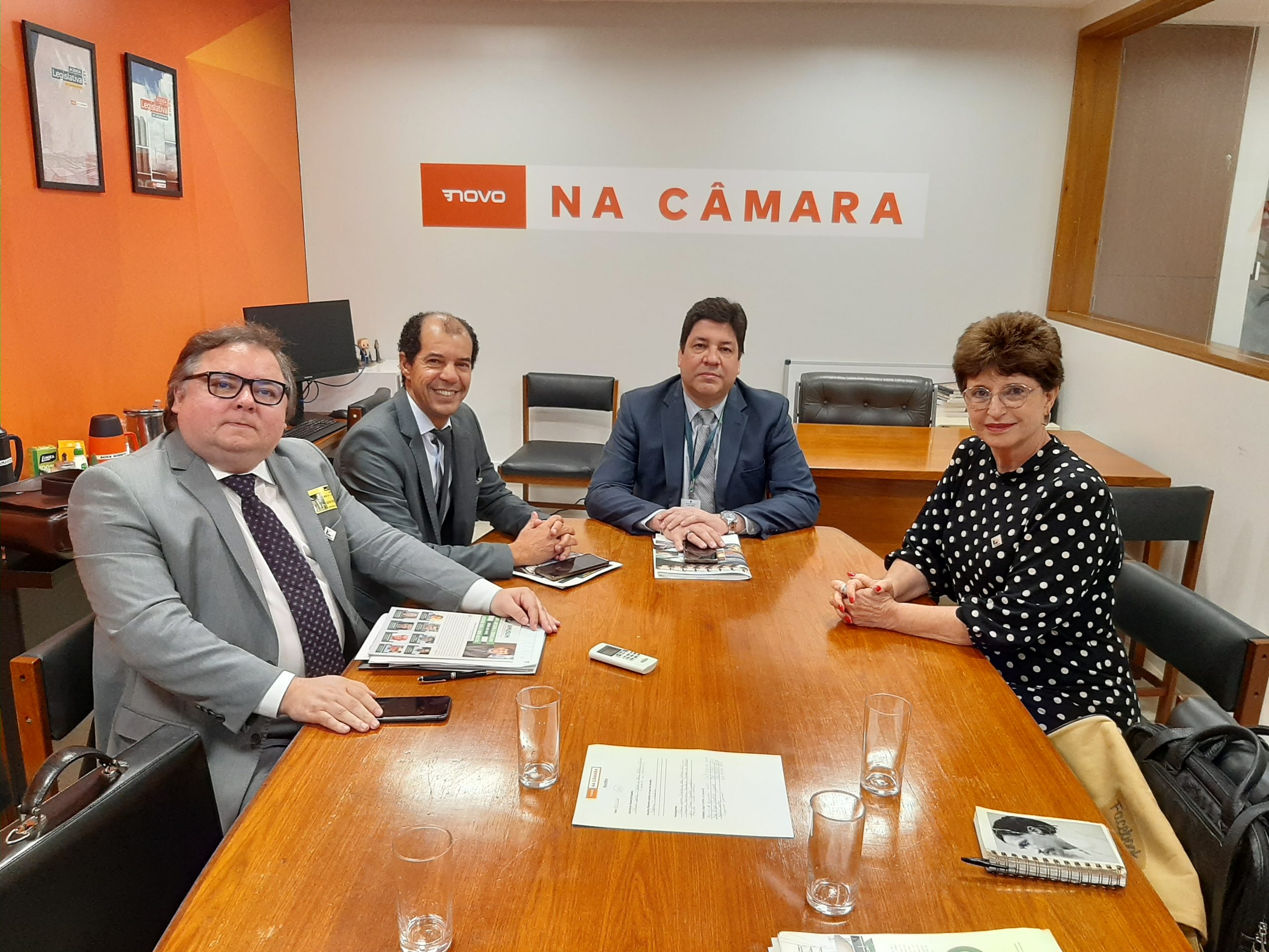 AMUSUH sugere emenda à PEC 45 para evitar perdas municipais com a Reforma Tributária 2