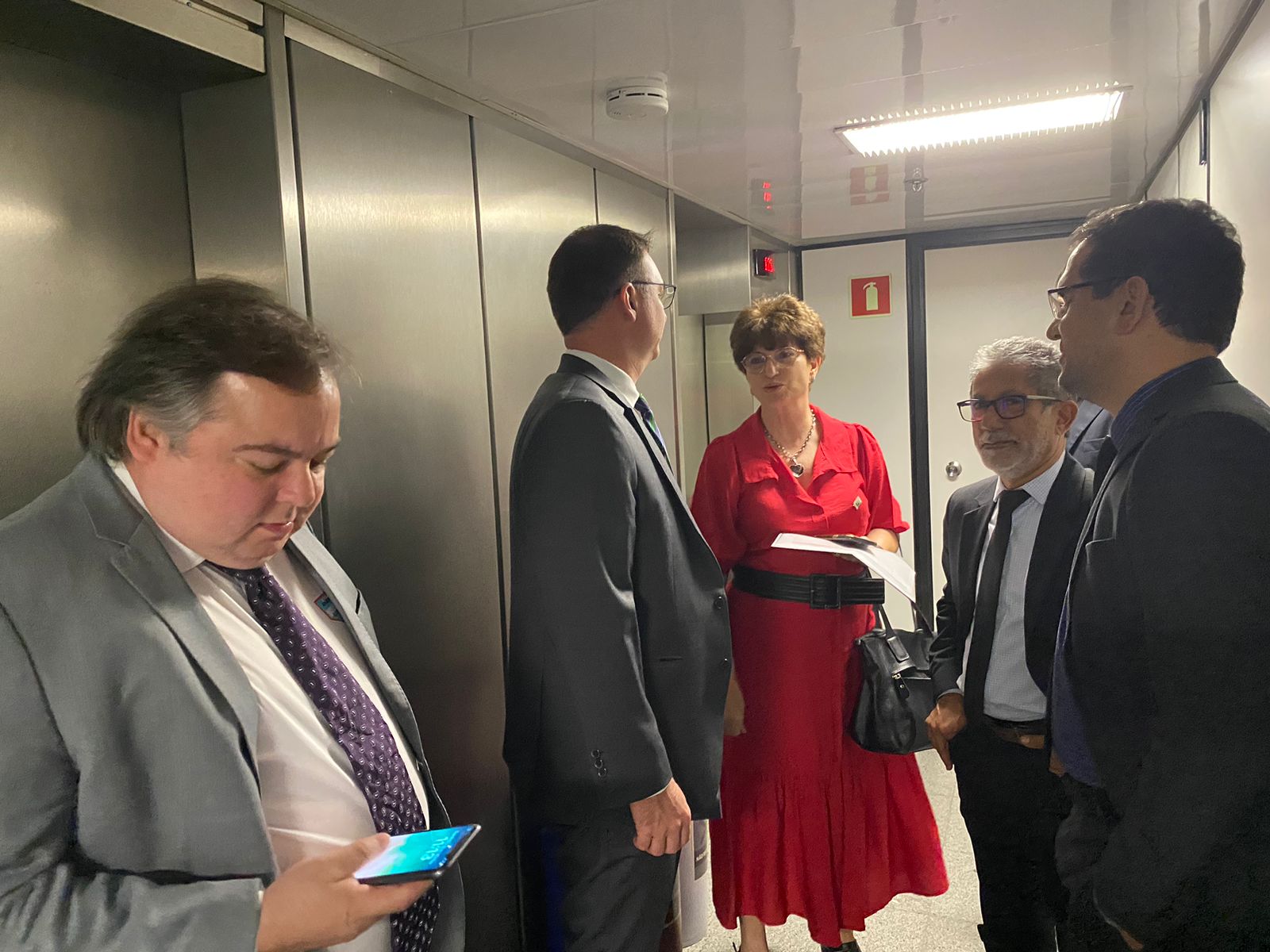 AMUSUH renova reuniões com membros da CCJ no Senado e busca o apoio da FGV 10