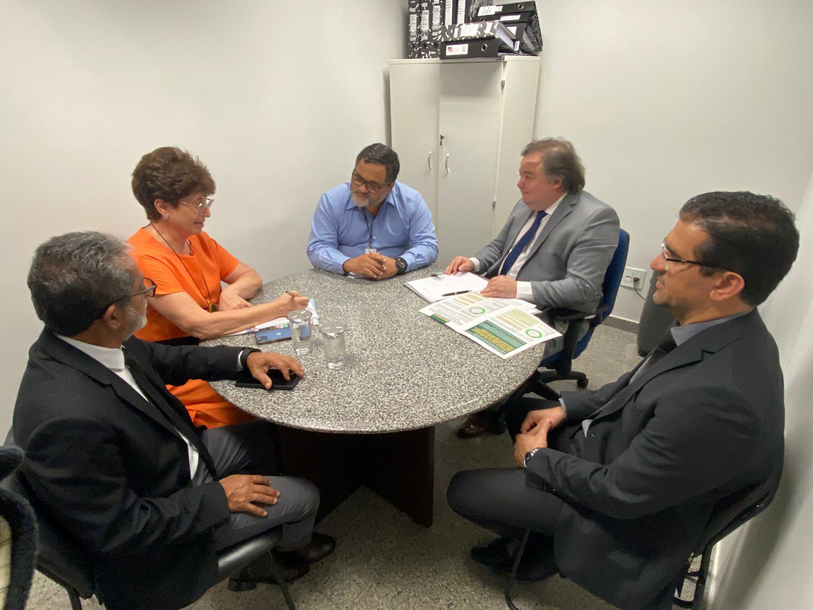 AMUSUH renova reuniões com membros da CCJ no Senado e busca o apoio da FGV 21