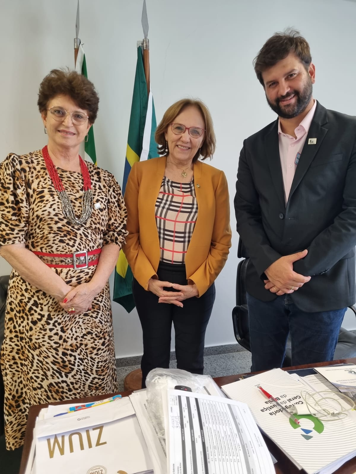 AMUSUH renova reuniões com membros da CCJ no Senado e busca o apoio da FGV 5