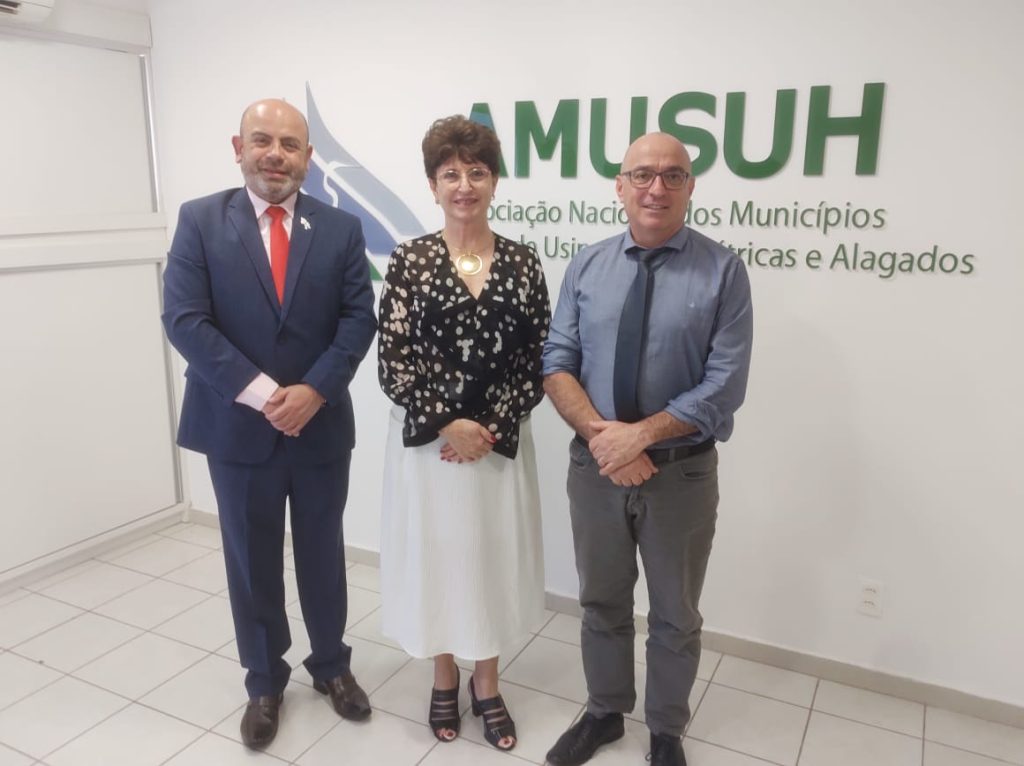 AMUSUH busca alternativas para município gaúcho com risco de rompimento de represa 13