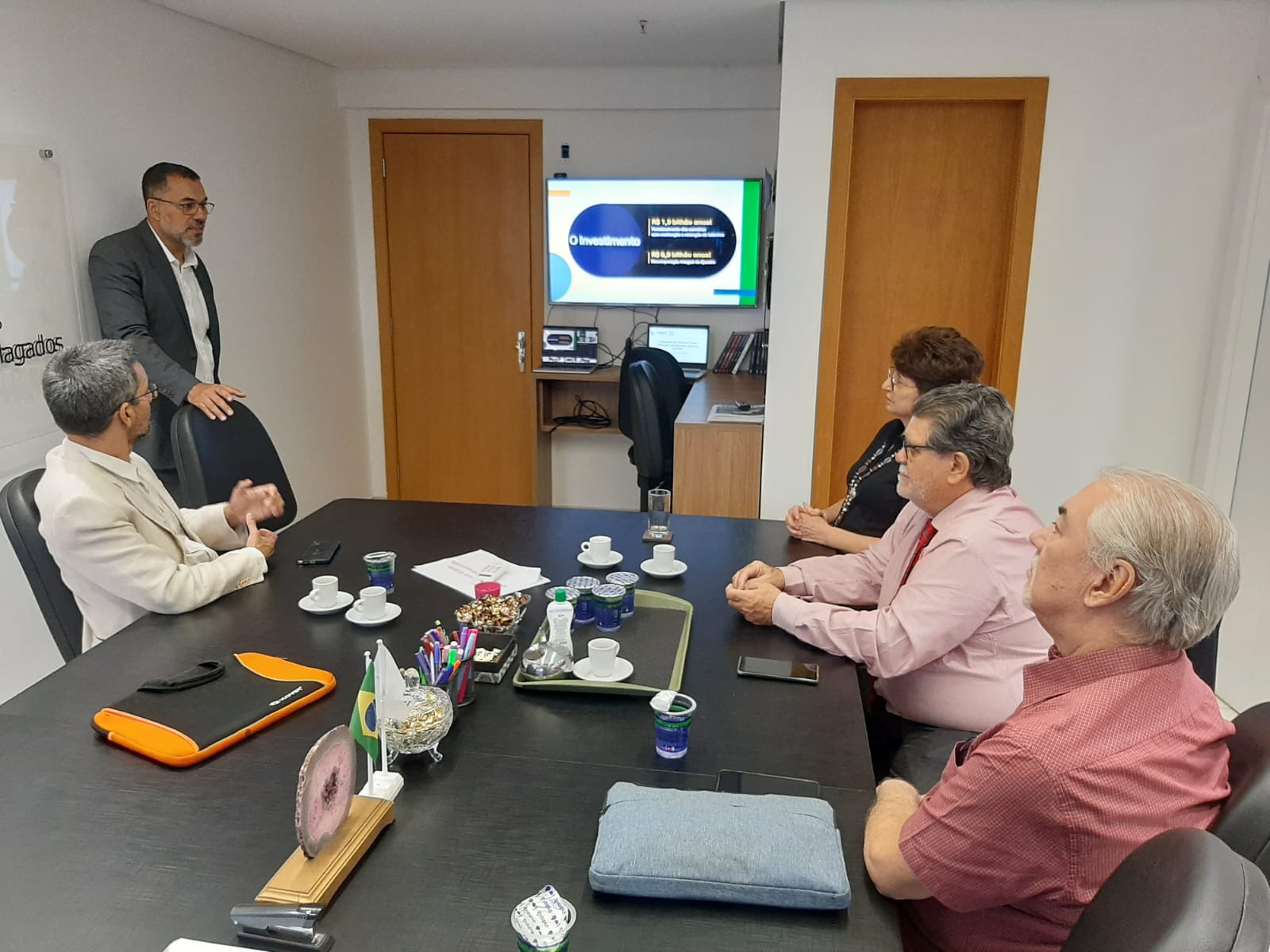AMUSUH e ASEA estreitam laços 4