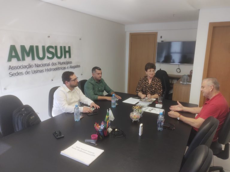 Visitas à AMUSUH