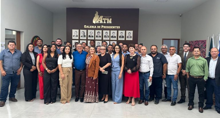 AMUSUH reforça pilares de desenvolvimento em reunião estratégica com lideranças do Tocantins