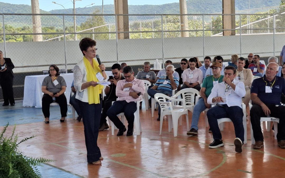 AMUSUH Destaca Desafios e Conquistas em Reunião Regional de Prefeitos em Minaçu
